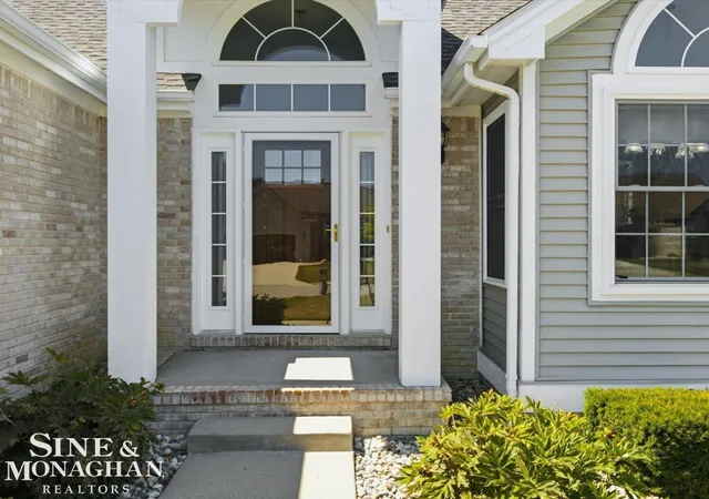 Photo 3 of Single family home for sale at 4118 Aspen Cir Cir, Grand Blanc, MI 48439 | MLS# 50219619 | Listing updated on 2026-09-02