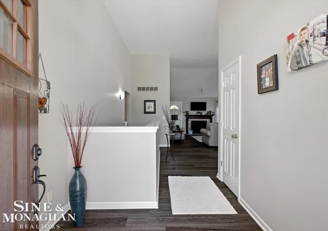Photo 3 of Single family home for sale at 4118 Aspen Cir Cir, Grand Blanc, MI 48439 | MLS# 50219619 | Listing updated on 2026-09-02