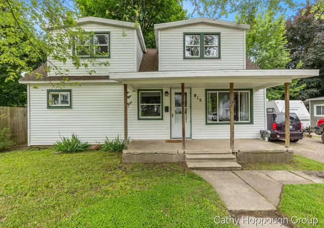 Homes for sale in Ionia, MI | 915 Branch St, Ionia, MI 48846 | MLS# 70539984