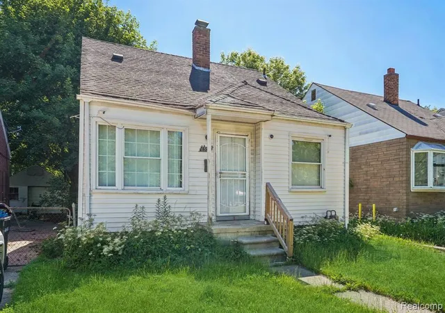 Homes for sale in Detroit, MI | 6526 Heyden St, Detroit, MI 48228 | MLS# 61000801