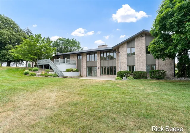 Photo 3 of Single family home for sale at 7290 Wingeier Ave, Alto, MI 49302 | MLS# 70545651 | Listing updated on 2026-09-09