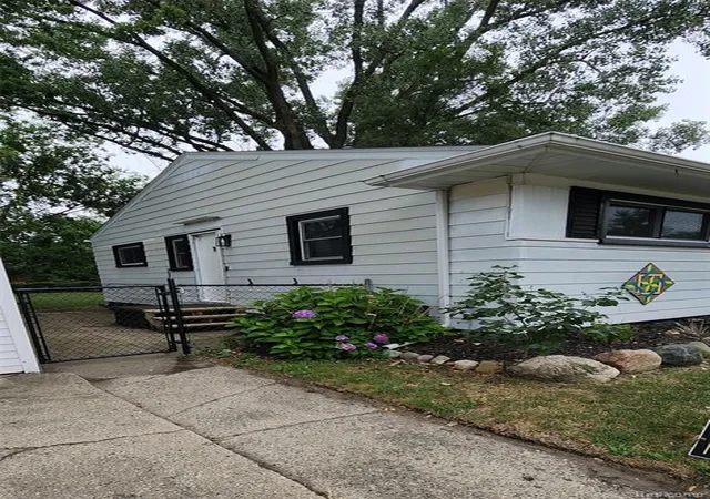 18th image of 3320 Morrissey Ave, Warren, MI 48091 | MLS# 61022141