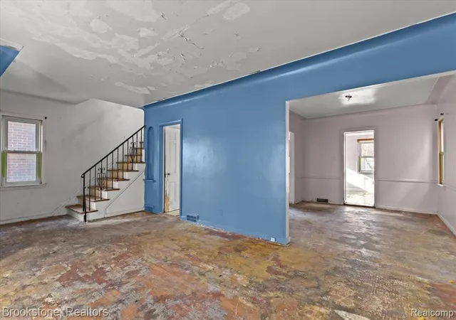 5th image of 17561 Appoline St, Detroit, MI 48235 1476 | MLS# 60961437