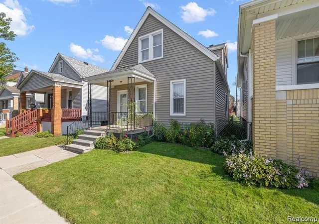 Homes for sale in Hamtramck, MI | 2310 Neibel St, Hamtramck, MI 48212 | MLS# 61004790