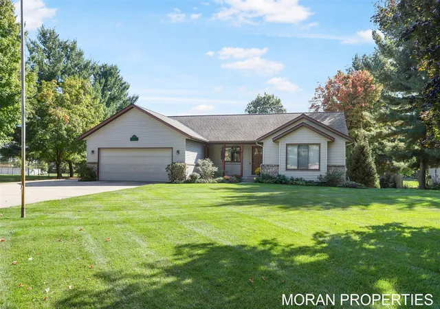 1st image of 6320 Lincoln St, Allendale, MI 49401 | MLS# 70497011