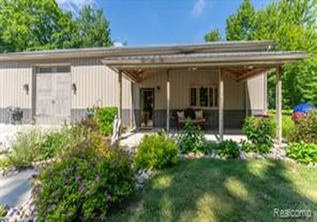 Homes for sale in Cadillac, MI | 2418 S 41 Rd, Cadillac, MI 49601 | MLS# 61005415