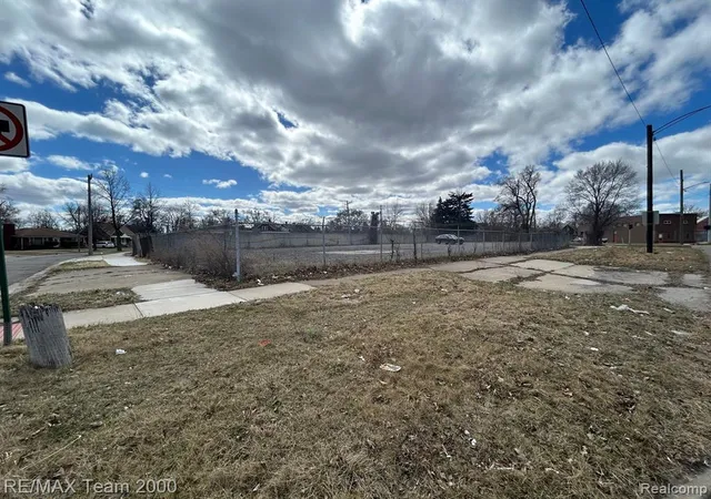 Homes for sale in Detroit, MI | 2400 S Schaefer Hwy, Detroit, MI 48217 | MLS# 60982091