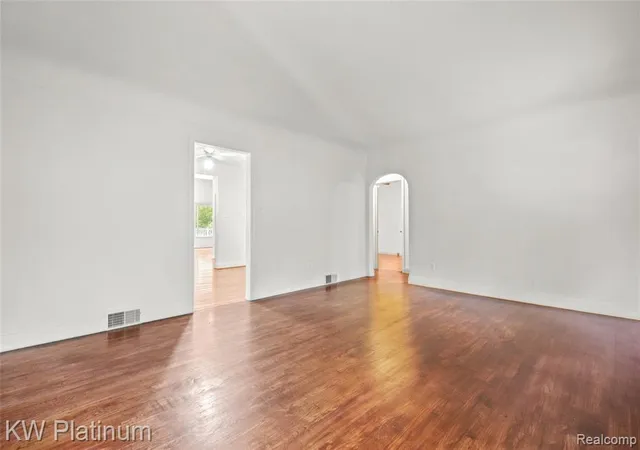 Photo 5 of Single family home for sale at 44156 Elizabeth Rd, Clinton Township, MI 48036 | MLS# 61020040 | Listing updated on 2026-09-06