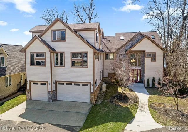 2nd image of 1100 Clearwater Blvd, White Lake, MI 48386 3924 | MLS# 61022078