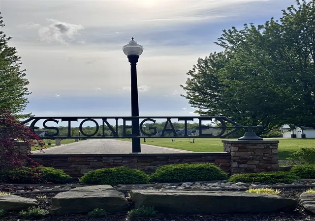 1st image of 106 Stonegate Dr, Battle Creek, MI 49015 | MLS# 70533993