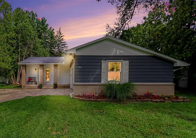 Photo 1 of Single family home for sale at 760 Maynard, Grand Rapids, MI 49504 | MLS# 70553520 | Listing updated on 2026-09-29