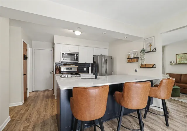 Photo 4 of Single family home for sale at 760 Maynard, Grand Rapids, MI 49504 | MLS# 70553520 | Listing updated on 2026-09-29