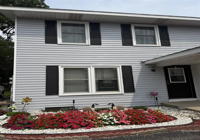 Photo 1 of Condo for sale at 199 E 34th Street #5, Holland, MI 49423 | MLS# 70551920 | Listing updated on 2026-08-24