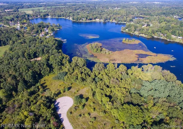 1st image of 4681 Roya Trl, Howell, MI 48843 | MLS# 60213588