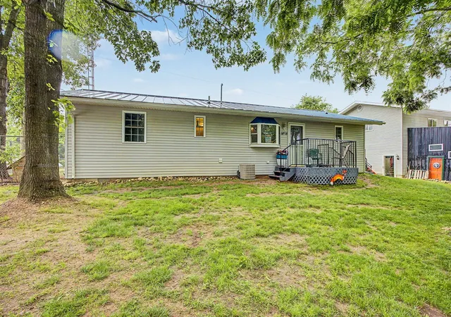 Photo 3 of Multi family home for sale at 11808 Beech Rd, Brooklyn, MI 49230 | MLS# 70537979 | Listing updated on 2026-08-06