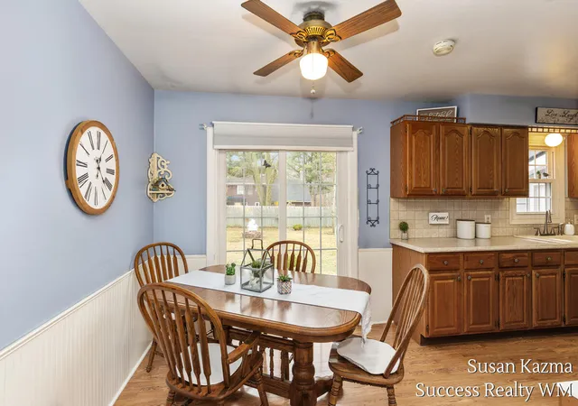 3rd image of 1308 Brookridge, Grand Rapids, MI 49508 | MLS# 70518306