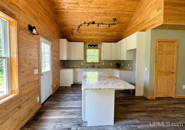 Photo 4 of Single family home for sale at 5738 N Simmons Rd, Hessel, MI 49745 | MLS# 50214003 | Listing updated on 2026-10-04