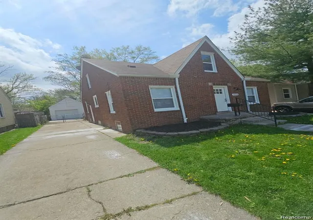 2nd image of 20300 Elkhart St, Harper Woods, MI 48225 | MLS# 60964441