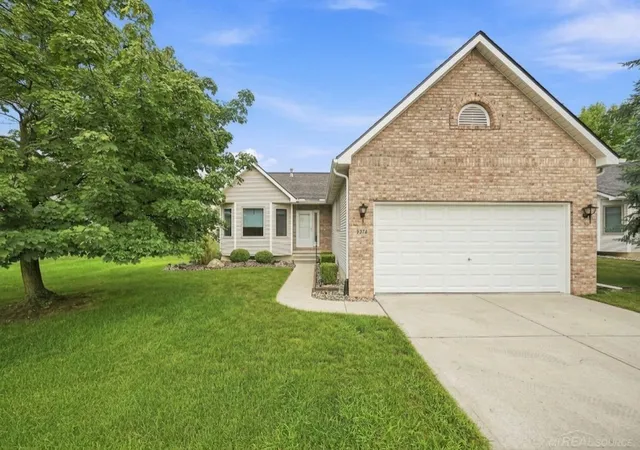 Photo 3 of Condo for sale at 9378 Rayna Dr, Davison, MI 48423 | MLS# 50219625 | Listing updated on 2026-09-11