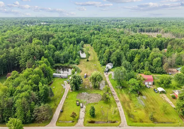 Homes for sale in Kimball, MI | 5695 Flinchbaugh Rd, Kimball, MI 48074 | MLS# 50214524