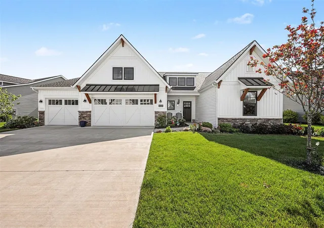 Homes for sale in Belmont, MI | 5528 Isle River Dr, Belmont, MI 49306 | MLS# 70539090
