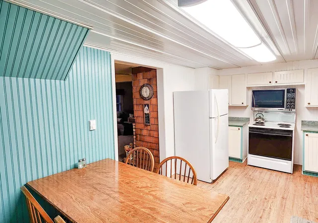 4th image of 3306 Mostetler Rd, Harrison, MI 48625 | MLS# 50188913