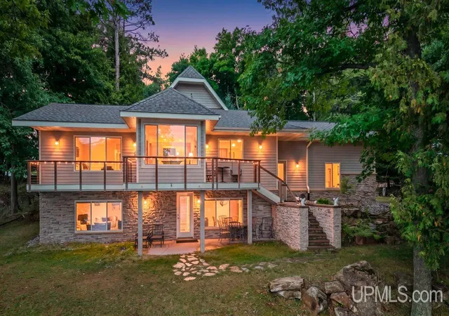 Photo 1 of Single family home for sale at W8076 S Lake Antoine Rd, Iron Mountain, MI 49801 | MLS# 50217825 | Listing updated on 2026-08-07