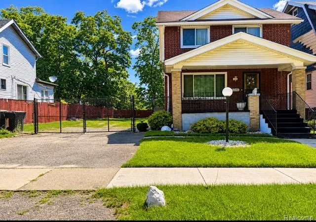Homes for sale in Detroit, MI | 15346 Dexter Ave, Detroit, MI 48238 | MLS# 60993223