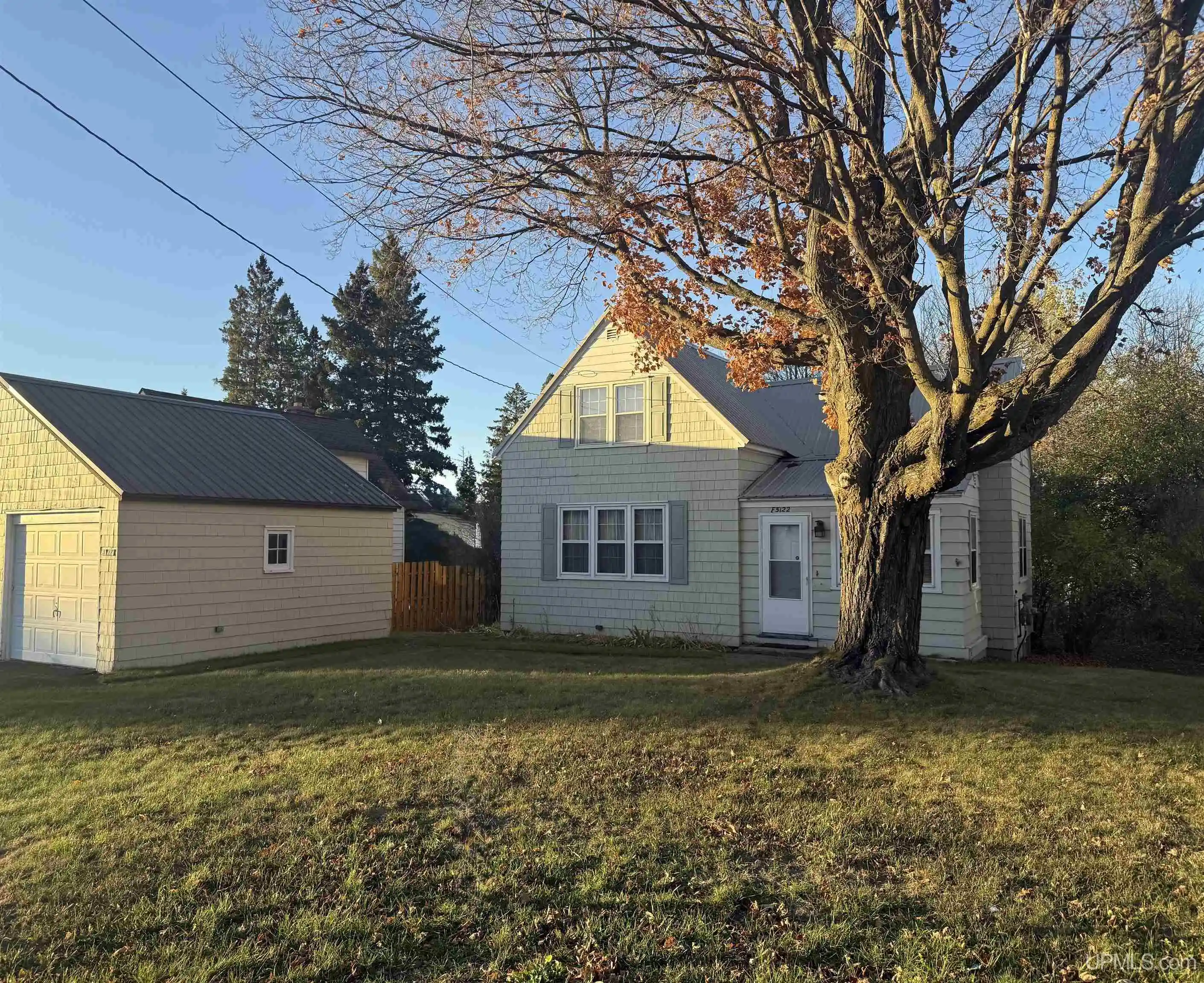 Single family home for sale at E5122 Sunset Rd, Ironwood, MI 49938 | MLS# 50225327