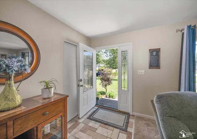 Photo 4 of Single family home for sale at 8417 Saratoga Dr, Lambertville, MI 48144 | MLS# 50219677 | Listing updated on 2026-09-03