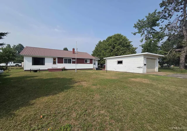 Photo 1 of Single family home for sale at 207 Pine St, Greenland, MI 49929 | MLS# 50216839 | Listing updated on 2026-09-25