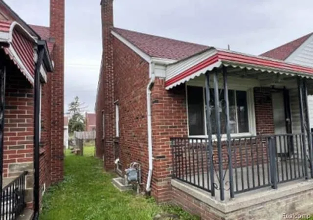 3rd image of 19609 Syracuse St, Detroit, MI 48234 | MLS# 60998904