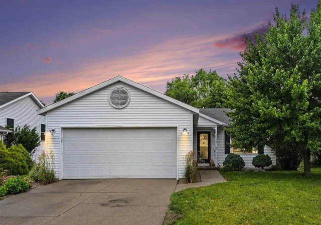 Photo 1 of Sale Pending at 3053 Burritt St, Grand Rapids, MI 49504 | MLS# 70539969 | Listing updated on 2026-07-03