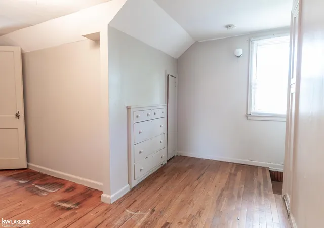 Photo 4 of Sale Pending at 29315 Pinehurst St, Roseville, MI 48066 | MLS# 50219334 | Listing updated on 2026-09-04