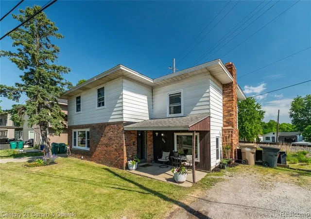 Homes for sale in Clarkston, MI | 7224 Andersonville Rd, Clarkston, MI 48346 | MLS# 61004666