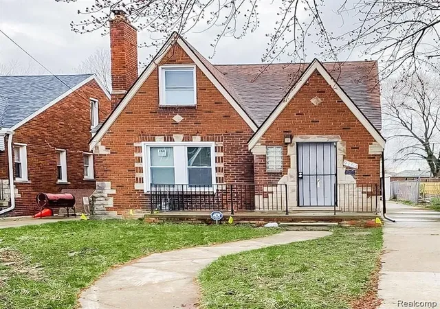 Homes for sale in Detroit, MI | 9154 Wayburn St, Detroit, MI 48224 | MLS# 60995685