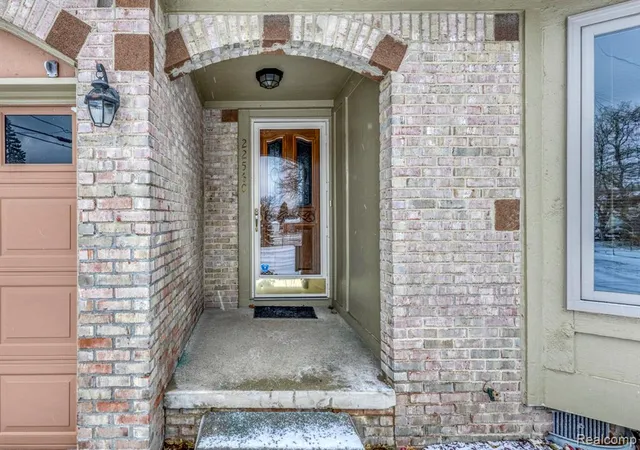 Photo 3 of Sale Pending at 22560 Van St, Saint Clair Shores, MI 48081 | MLS# 61008764 | Listing updated on 2026-07-31