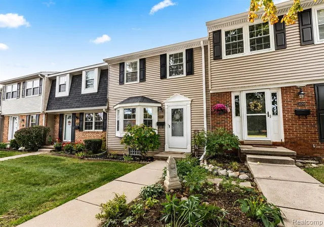 3rd image of 20287 Silver Spring Dr, Northville, MI 48167 | MLS# 61014927