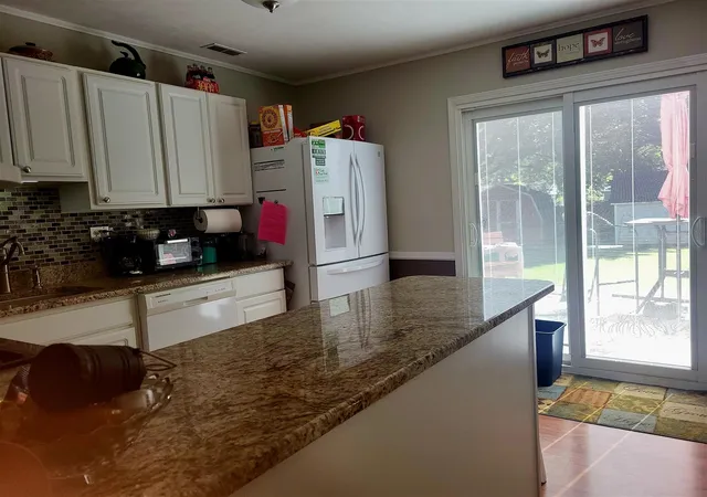 Photo 3 of Single family home for sale at 5741 Roanoke St, Portage, MI 49024 | MLS# 70538695 | Listing updated on 2026-07-22