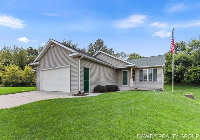 Photo 3 of Sale Pending at 4563 Redbud Ct, Middleville, MI 49333 | MLS# 70555586 | Listing updated on 2026-08-31
