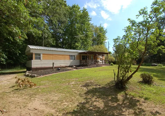Photo 1 of Single family home for sale at 2890 Foco Rd, Standish, MI 48658 | MLS# 80073010 | Listing updated on 2026-09-04