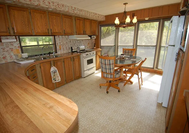 Photo 3 of Single family home for sale at 2890 Foco Rd, Standish, MI 48658 | MLS# 80073010 | Listing updated on 2026-09-04