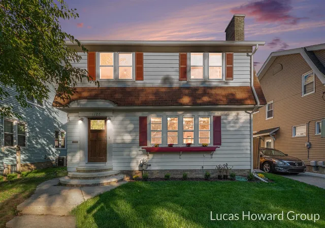 1st image of 1120 Underwood Ave, Grand Rapids, MI 49506 | MLS# 70500290