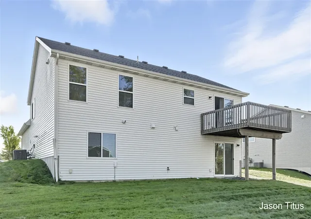 22nd image of 5829 Birdsong Ct, Grand Rapids, MI 49508 | MLS# 70493779