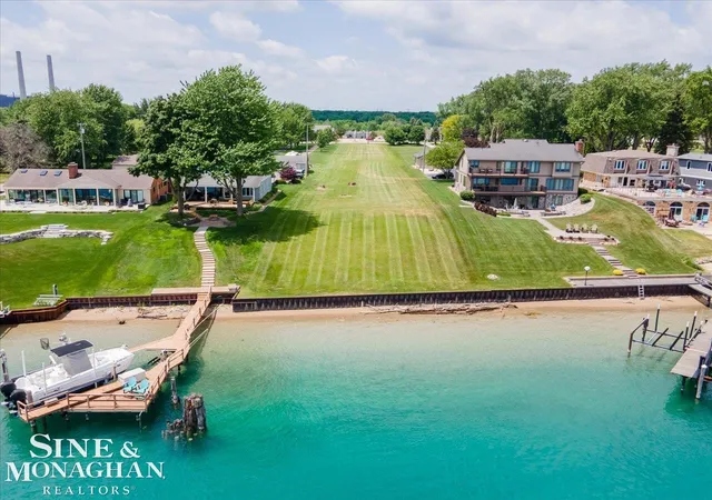 Homes for sale in East China, MI | 4147 River Road Road, East China, MI 48450 | MLS# 50211348