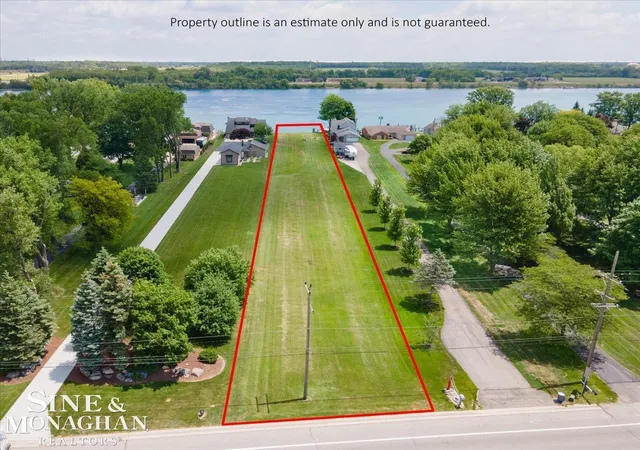 Homes for sale in East China, MI | 4147 River Road Road, East China, MI 48450 | MLS# 50211348