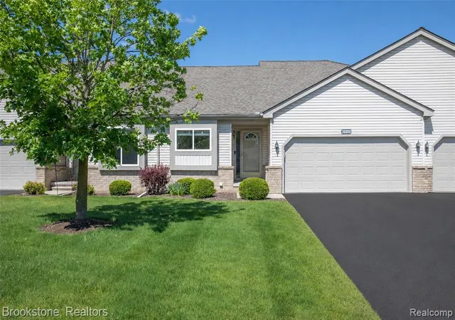 Homes for sale in Grand Blanc, MI | 30008 Gregory, Grand Blanc, MI 48439 | MLS# 60999023