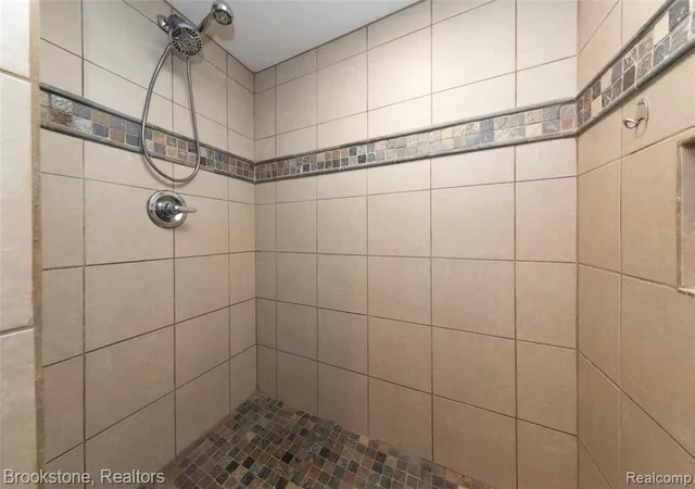 Homes for sale in Grand Blanc, MI | 30008 Gregory, Grand Blanc, MI 48439 | MLS# 60999023