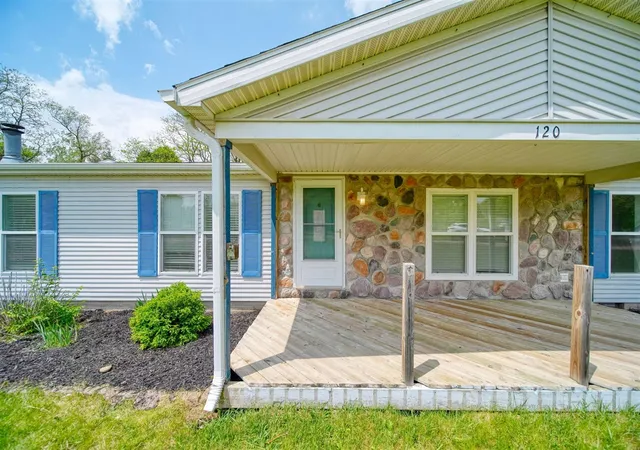 Homes for sale in Brooklyn, MI | 120 Kathy Ln, Brooklyn, MI 49230 | MLS# 70533196