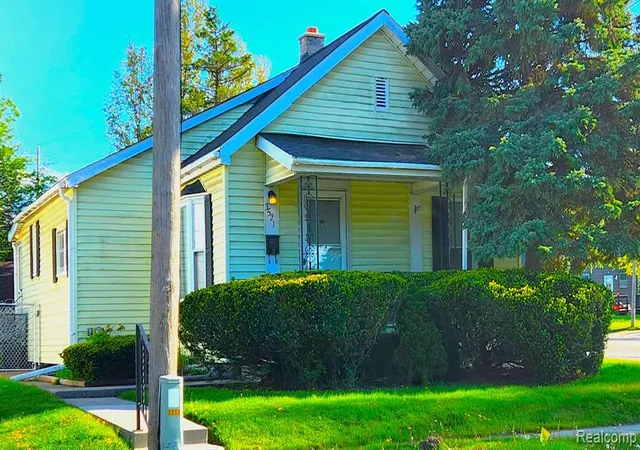 1st image of 3521 Whitney Ave, Flint, MI 48503 | MLS# 60991351